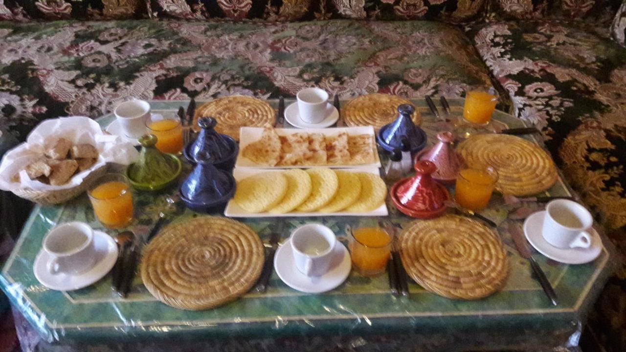Riad Dar Pa Labzioui Meknès Esterno foto