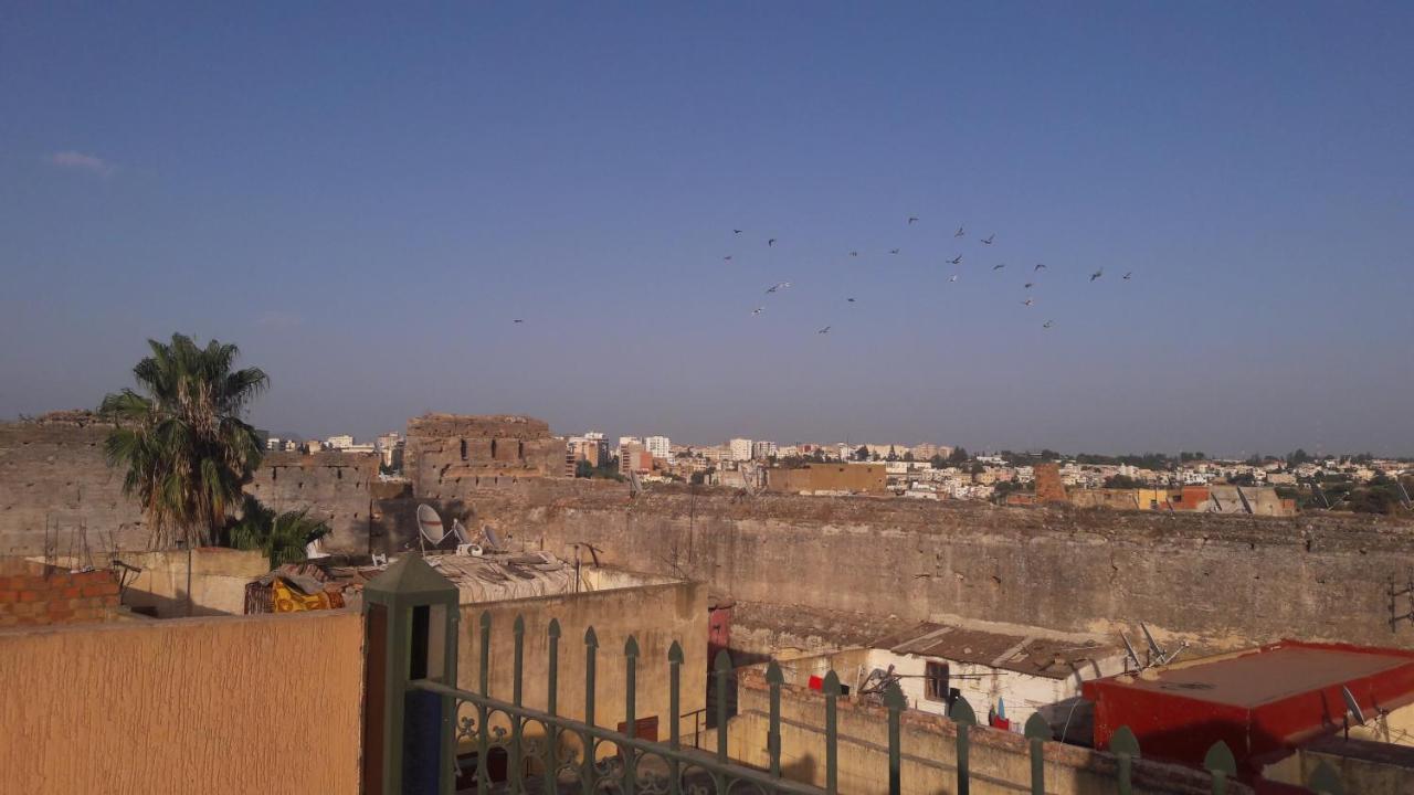 Riad Dar Pa Labzioui Meknès Esterno foto